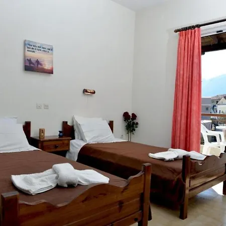 Bekiri's 6 * Alykanas (Zakynthos)